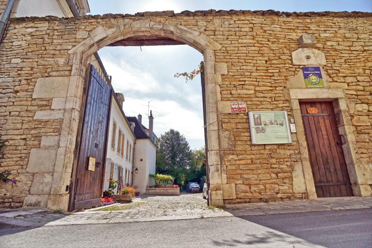 Auberge Des Capucins Hotel Châtillon-sur-Seine Exterior foto