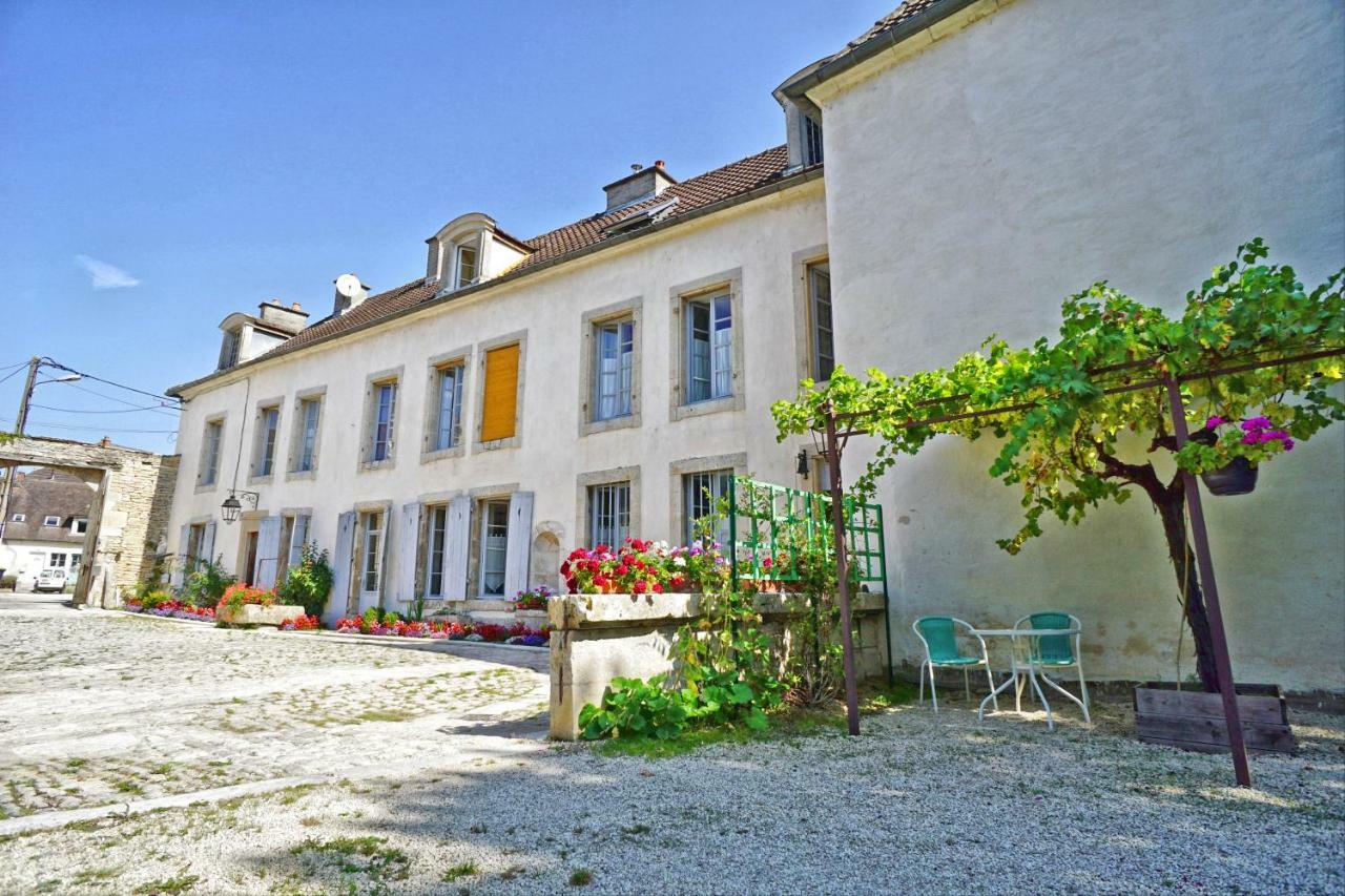 Auberge Des Capucins Hotel Châtillon-sur-Seine Exterior foto